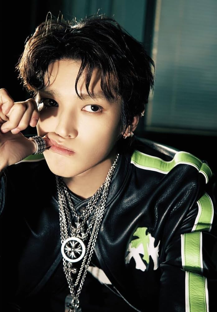 Amazon.co.jp: NCT Taeyong TAP 2nd Mini Album Contents+